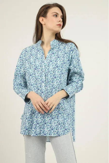 Chemise à col en V et à motifs