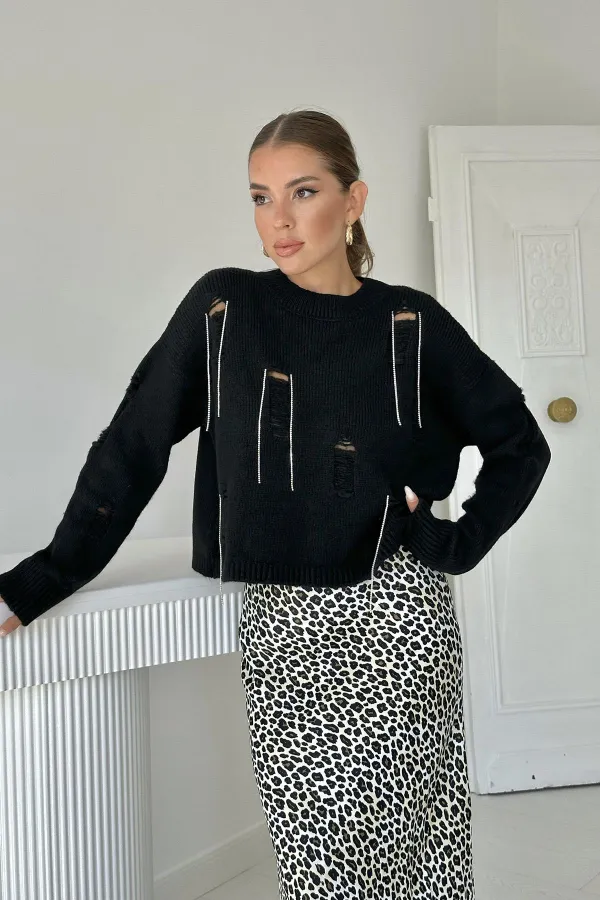 Faça ve Zincirli Triko Kazak