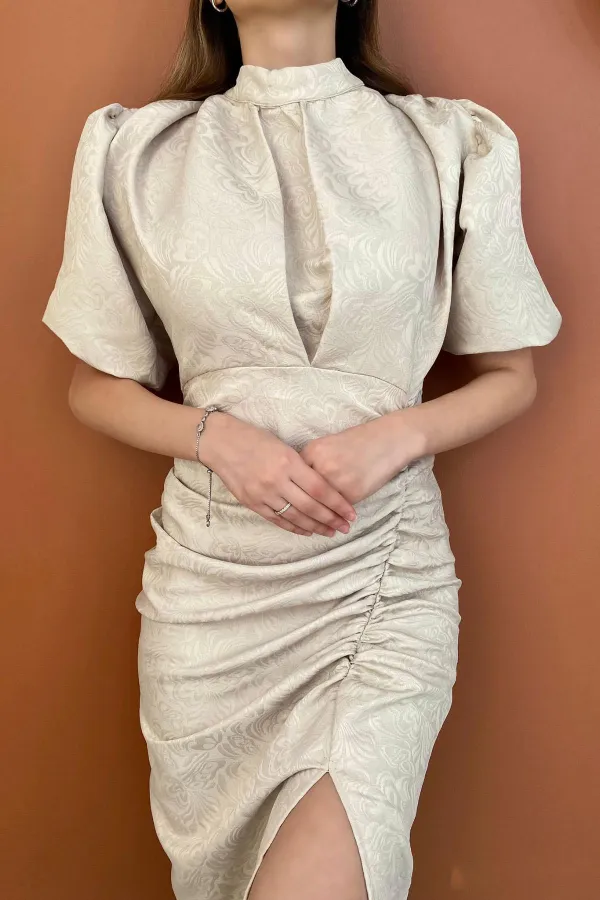 Robe en jacquard et à motifs