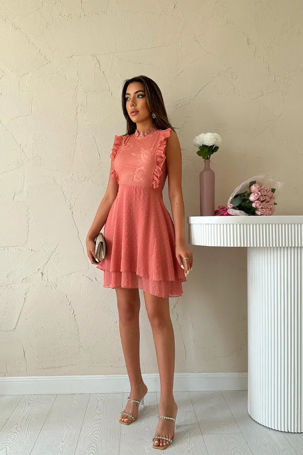 Çiçek Desenli Elbise