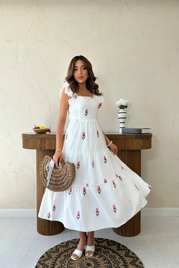 Zero Sleeve Ruffle Dress