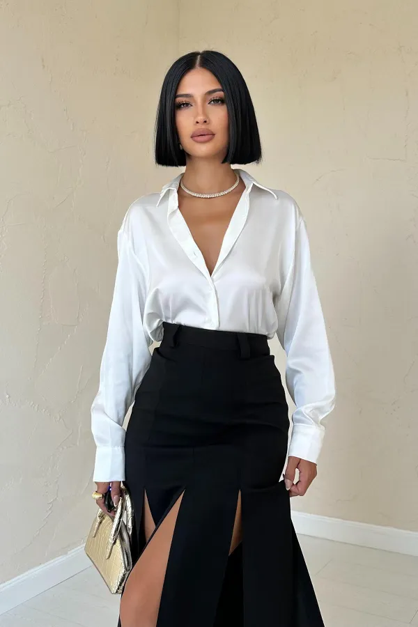 Jupe fendue et pièce