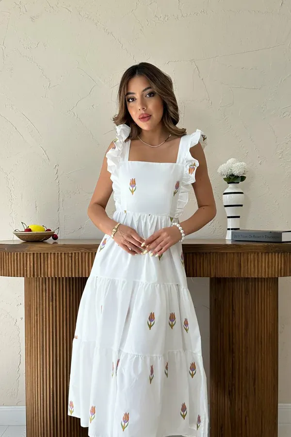 Zero Sleeve Ruffle Dress