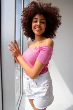 Örme Carmen Yaka Crop Bluz