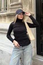 Turtleneck Slim Fit Knitted Blouse