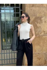 Kolsuz Dik Yaka Body