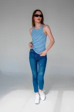 Débardeur sans manches à rayures côtelées et col halter