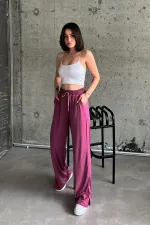High-Waisted Sweatpants with Slits and Lycra