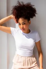 T-shirt basique à col rond côtelé