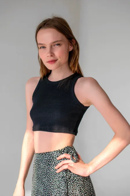 Ribbed Super Crop Halter Neck Knitted Tank Top