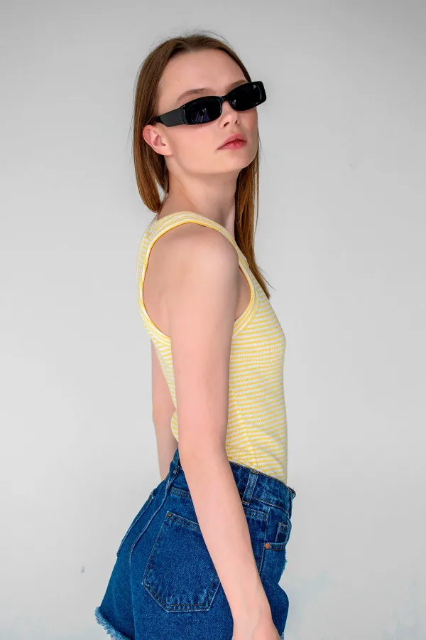 Çizgili Fitilli Halter Yaka Kolsuz Atlet