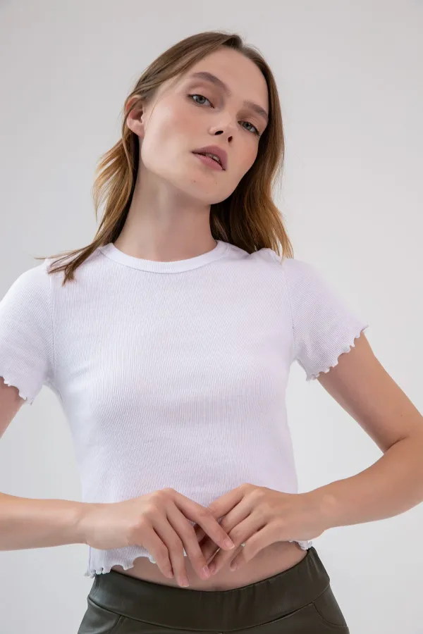Fırfır Detaylı Crop T-shirt
