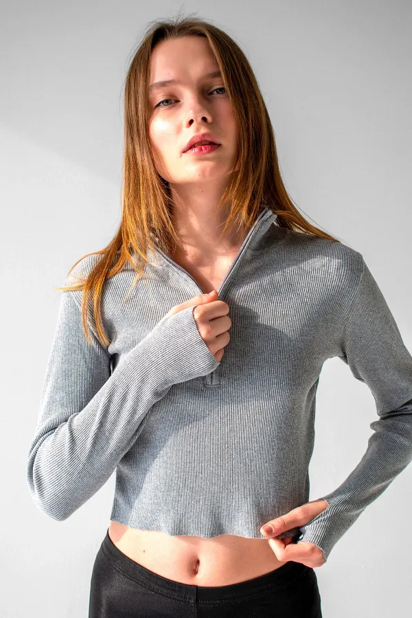 Ankle Detail Zip-Up Crop Blouse