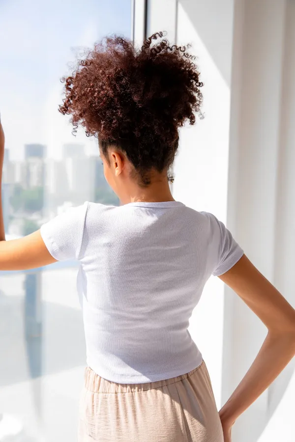 T-shirt basique à col rond côtelé