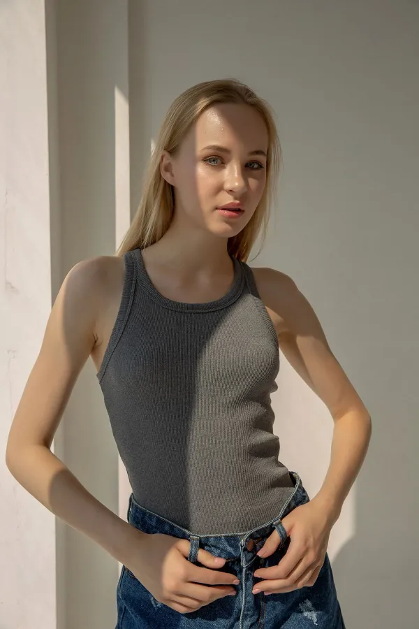 Ribbed Halter Neck Knitted Tank Top