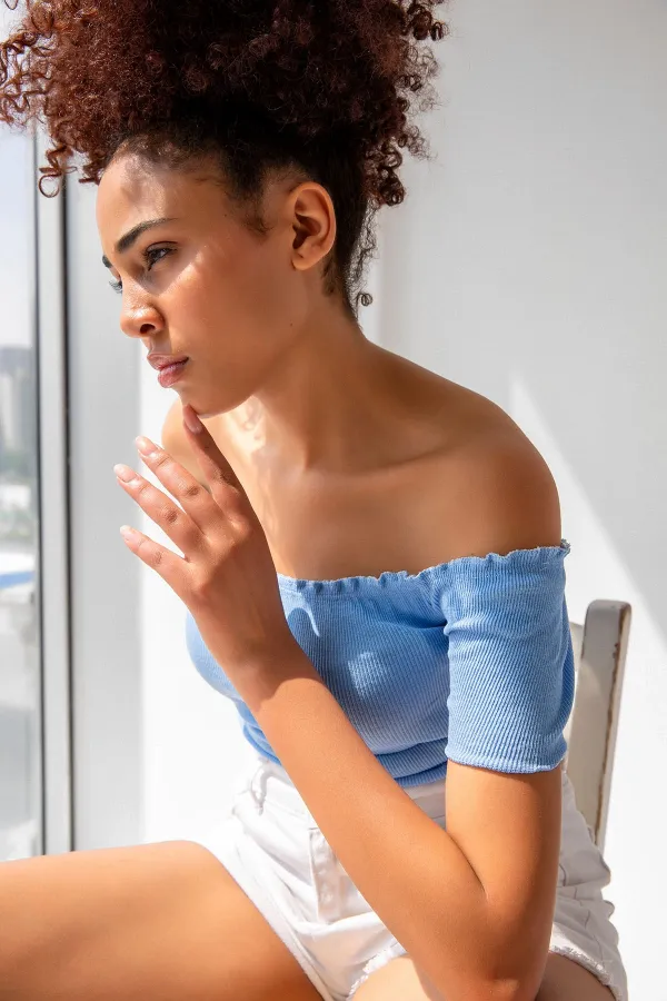 Örme Carmen Yaka Crop Bluz