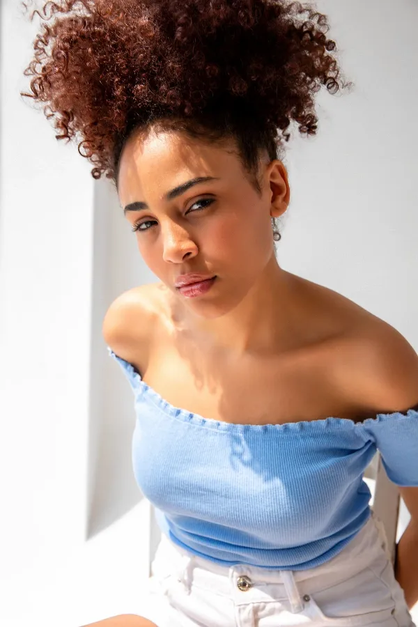 Örme Carmen Yaka Crop Bluz