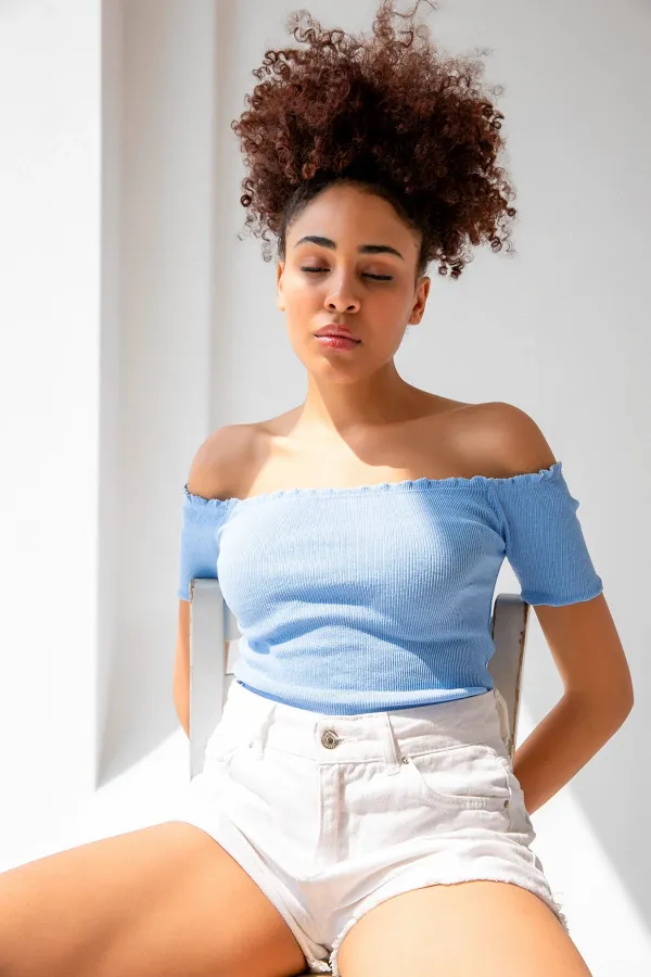 Örme Carmen Yaka Crop Bluz