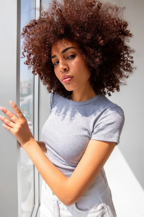 T-shirt basique à col rond côtelé