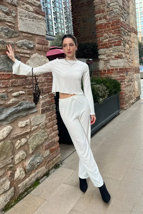 Bürümcük Kumaş Piliseli Sırt Detaylı Takım