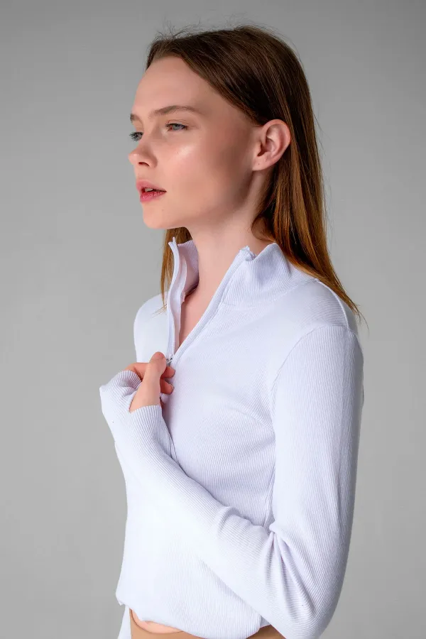 Ankle Detail Zip-Up Crop Blouse