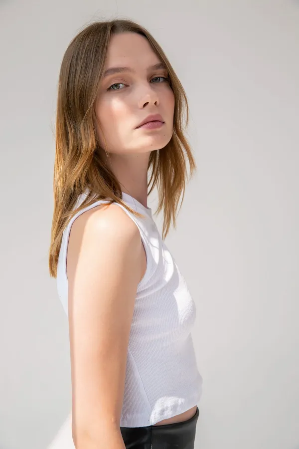 Yaka Detaylı Fitilli Crop Örme Bluz