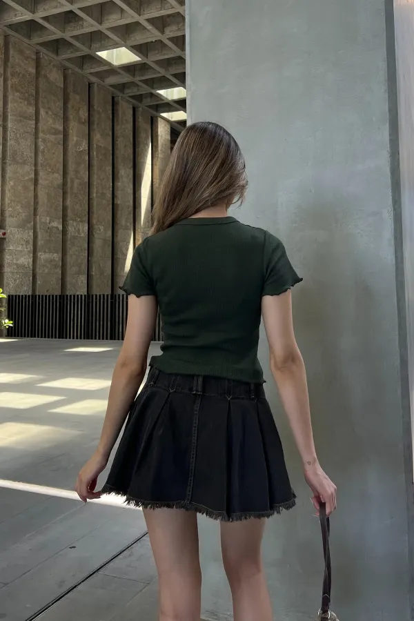 T-shirt court à volants