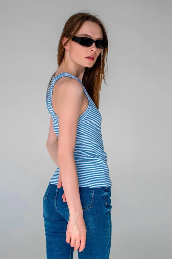 Débardeur sans manches à rayures côtelées et col halter