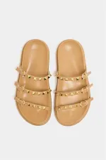 Chaussons tendance en vison avec clous dorés