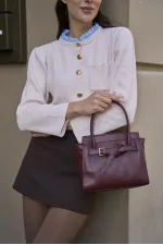 Mini sac à main et à bandoulière avec ceinture détaillée rouge bordeaux