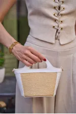 Mini sac bandoulière détaillé en paille blanche Mini sac bandoulière détaillé en paille blanche