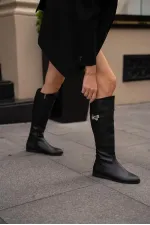 Bottes hautes en cuir noir à ceinture