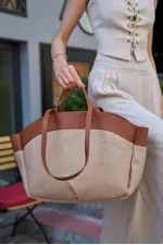 Sac fourre-tout contrasté en paille beige