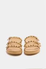 Chaussons tendance en vison avec clous dorés