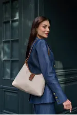 Sac à main et sac à bandoulière crème avec boucle dorée