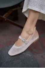 Ballerines à bout émoussé et bande simple en velours de vison