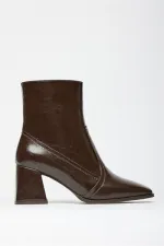 Bottes et bottines à talons plats en cuir verni marron pour femme – Fermeture éclair, style décontracté