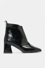 Bottes courtes à talons et bout émoussé en cuir verni – Cuir brillant Forme moderne Cuir verni noir