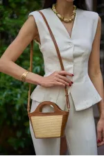 Mini sac bandoulière détaillé en paille beige paille