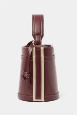 Sac seau à coutures contrastées bordeaux, porté main ou bandoulière