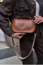 Sac à bandoulière avec housse et poignée, beige