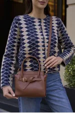 Mini sac à main et à bandoulière avec ceinture détaillée, couleur beige