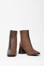 Bottes et bottines à talons plats en daim marron pour femmes - Fermeture éclair, style décontracté et élégant