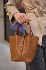 Sac panier avec cadenas, couleur fauve