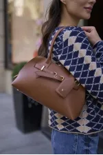 Sac rétro avec accessoires dorés, sac à main et sac à bandoulière, beige