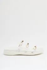 Chaussons tendance blancs à clous dorés