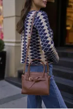 Mini sac à main et à bandoulière avec ceinture détaillée, couleur beige