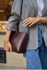 Sac à bandoulière ajustable en cuir souple marron