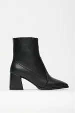 Bottes et bottines noires à talons et bout plat pour femme – Fermeture éclair, style décontracté et élégant