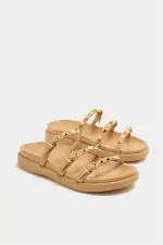 Chaussons tendance en vison avec clous dorés